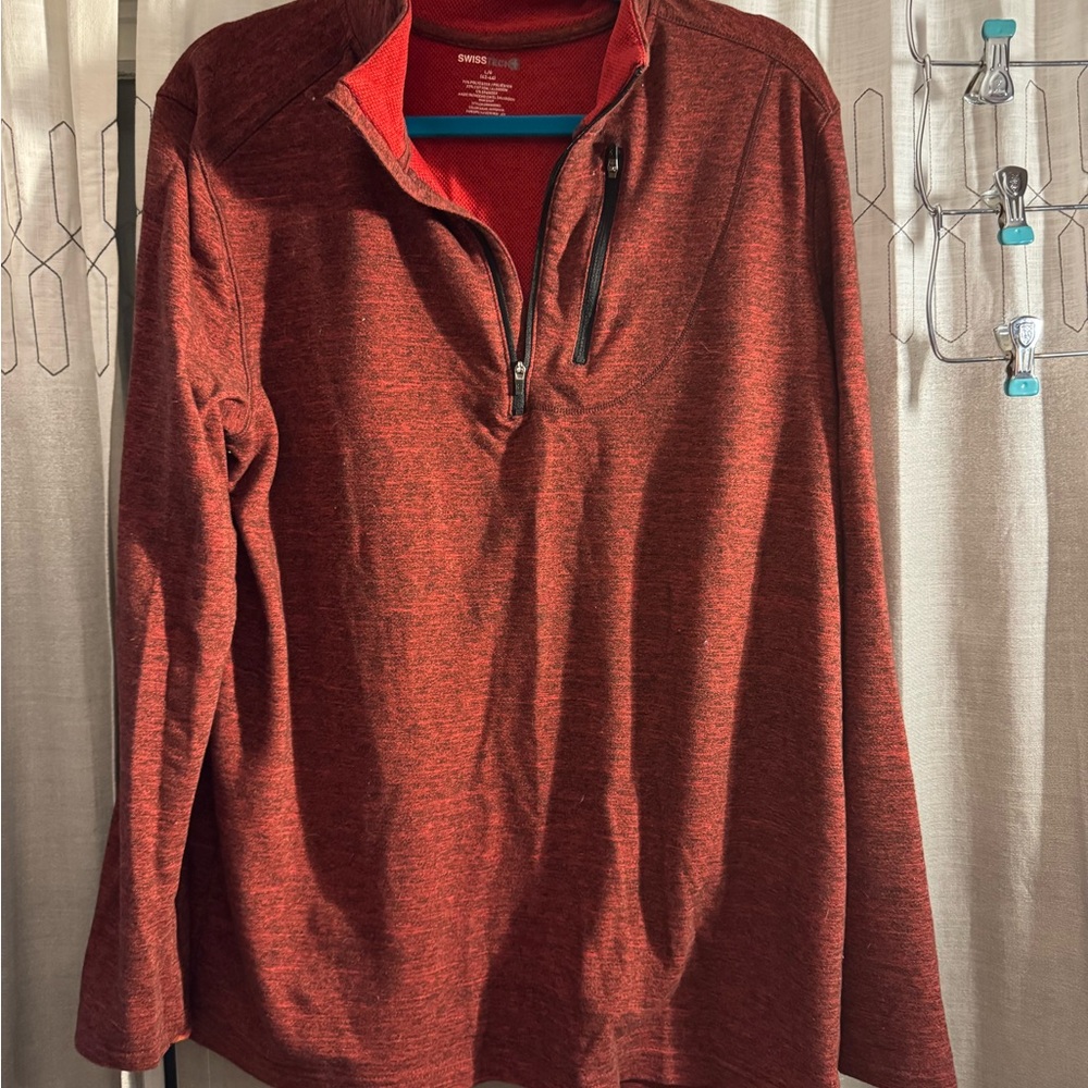 Swiss Tech Men’s 3/4 zip Athletic Red Pullover
